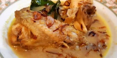 Opor Ayam Spesial